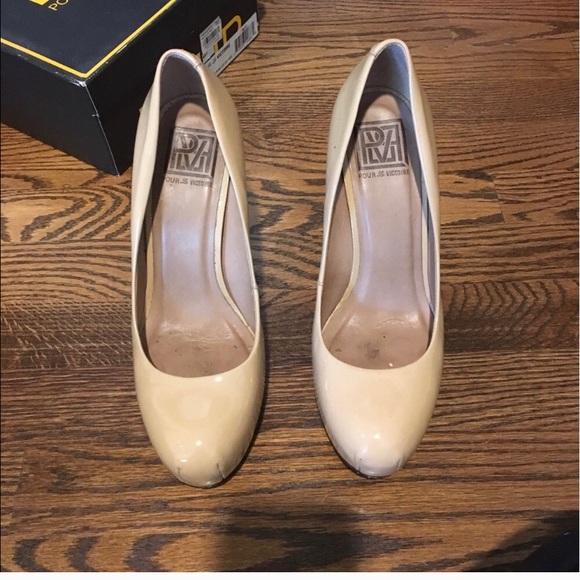 Pour La Victoire “Irina II” Heels - Picture 2 of 6